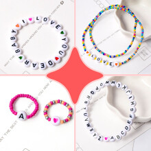 Acrylic Jewelry Beads Portable 28 Grids Box with Letter & Heart Shapes
