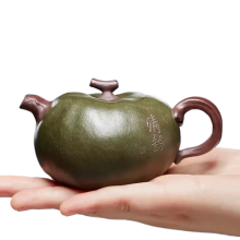 Exquisite 150ml Handmade Zisha Green Mud Yixing Purple Clay Teapot Set with Chinese Filter and Premium Tea Infuser