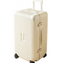 Durable 28-Inch Aluminum Frame Luggage: Spacious Travel Suitcase for Men & Women