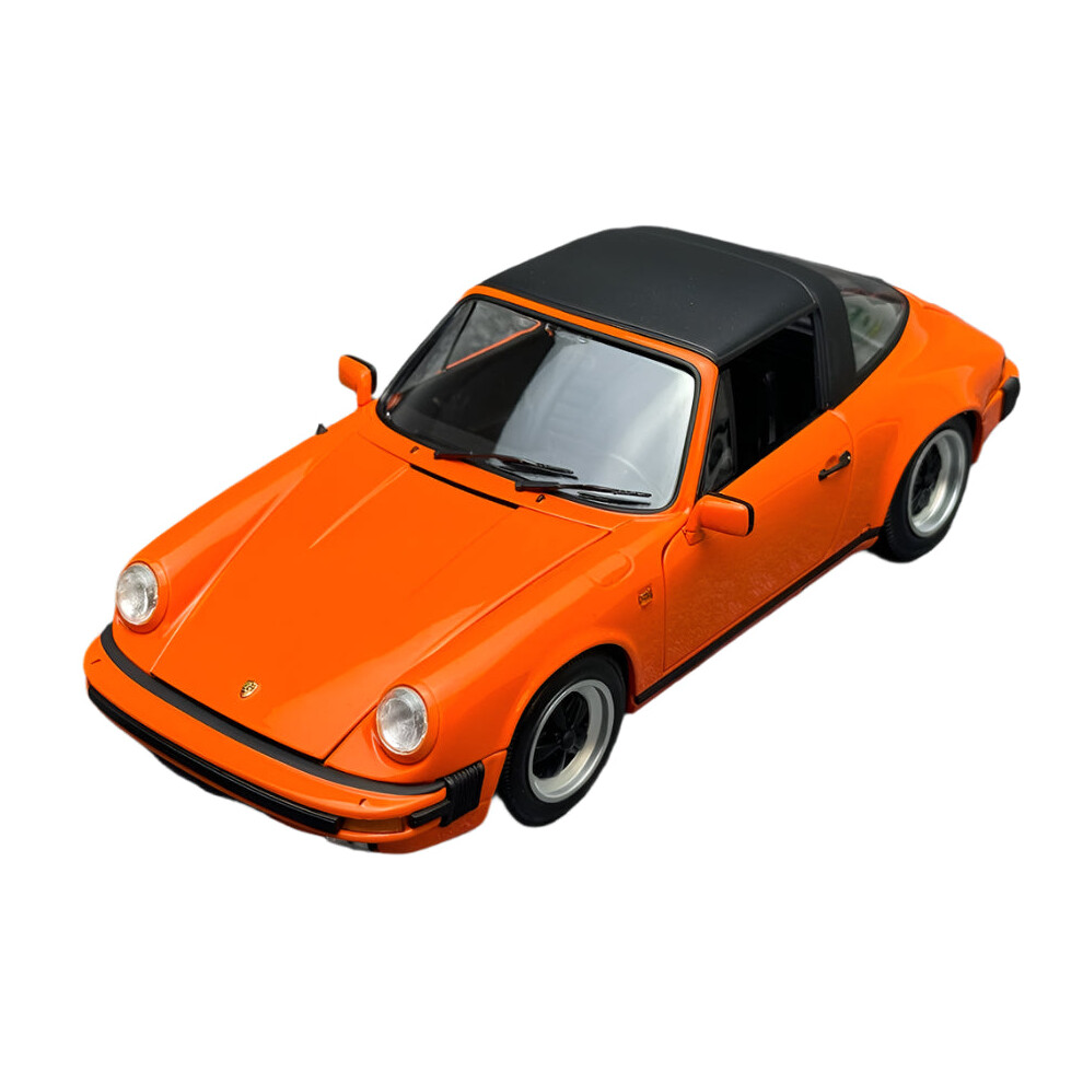 Minichamps 1:18 Scale Porsche 911 Carrera 3.2 Targa 1983 Model - Classic Car Collection Display & Holiday Gift 744110162608
