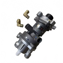 Genuine OEM Brake Master Cylinder for Hino 700 & 500 Trucks - Part Numbers 47160-3311 & 47160-3292