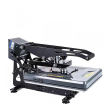 Efficiënte semi-automatische warmtepersmachine voor T-shirtontwerp en digitale artworkoverdracht
