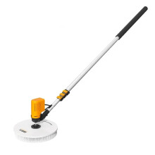 Portable Photovoltaic Cleaning Brush for Efficient Solar Panel Maintenance