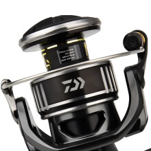 Daiwa BG MQ Spinning Fishing Reel - High-Performance Jigging Boat Reel with 10-20kg Drag, 6+1BB for Saltwater Fishing Tackle