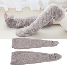 Over Knee Fuzzy Socks Winter Plush Leg Warmer Gray, 58cm
Überknie-Fuzzy-Socken Winter Plüsch-Beinwärmer Grau, 58cm