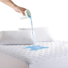 Oliver Bedding Quilted Double Mattress Protector (137x191 cm), Waterproof Mattresses Protector Double Bed, Fits Mattress up to 30cm Deep, Breathable