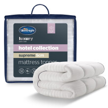 Silentnight Hotel Collection Mattress Topper Double Bed - Luxury Soft Silky Comfortable 5cm Thick Deep Mattress Protector Pad Cover with Deep Fit Ela