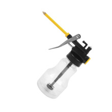 Auto Brake Fluid Changing Pot Long-Mouthed Oil Can Durable Design Easy-Press Spout For Convenient Fluid Addition