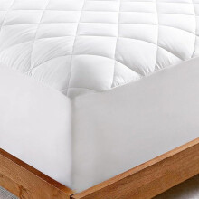 (4ft Small Double) 30cm Deep Quilted Mattress Protector – Anti-Allergy, Breathable & Machine Washable Cover UK