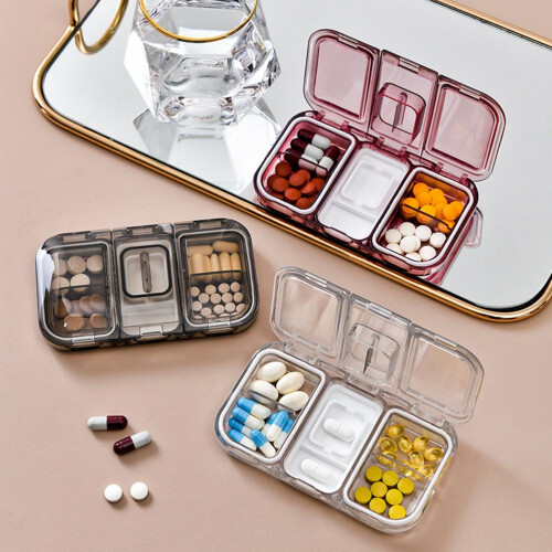 2-in-1 pillendoos met snijder 2