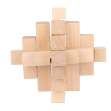 Intelligentes Holz-Puzzle Spielzeug für Erwachsene