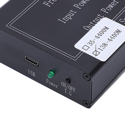 Portable Spectrum Frequency Analyzer 138-4400MHz Handheld with 4 Modes 2