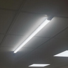 LEDBRITE LED Batten Light LED Waterproof Tube Light IP65 Weatherproof Fixture Triproof Ceiling Surface Mounted 6500K Cool White for Garage, Workshop,