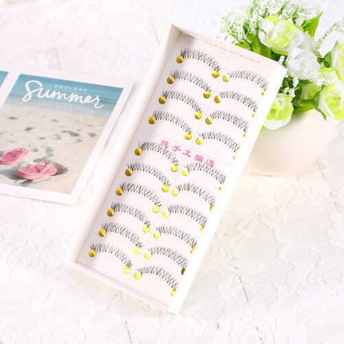 10 Pairs Natural Cross Eyelashes 1