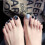 24Pcs Black Glitter Rhinestone Toe Nails & Glue 5