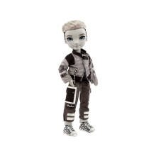 Shadow High Ash Silverstone Fashion Doll