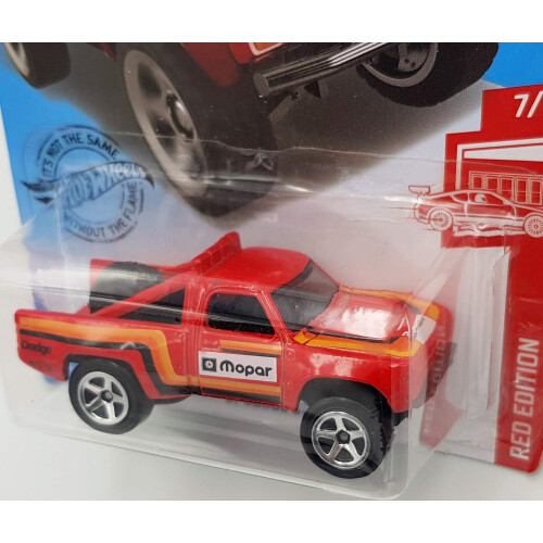 Hot Wheels Hot Wheels Nissan 5 Autos Set Bundle 1