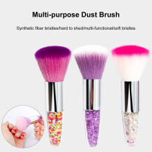 Nagelstaub-Bürste mit weichen Borsten für lose Puder