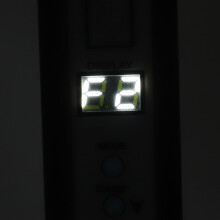 (UK Plug) Schokgolf Therapie Machine 9 Niveaus 3 Modussen Zwart US Plug