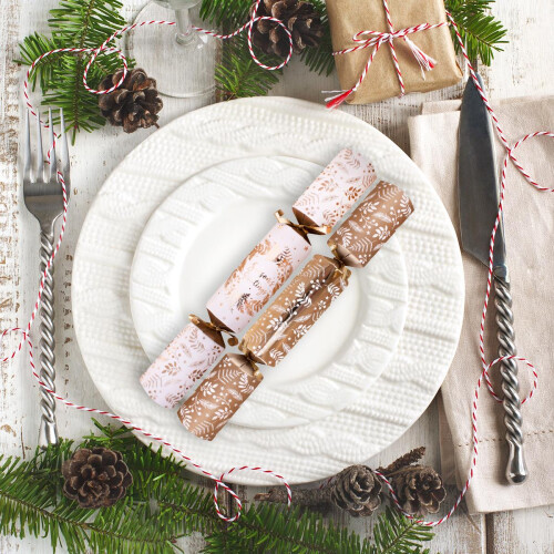Festive Christmas Crackers White Gold Wreath Pack 1