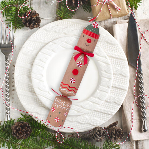 Gingerbread Christmas Crackers Pack of 6 Hats 1