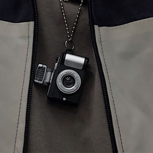 (Black) Hip Hop Flash Camera Pendant Necklace Black 1