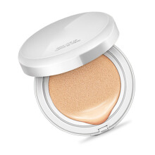BB-Creme mit Luftkissen für natürliche Deckung & Feuchtigkeit