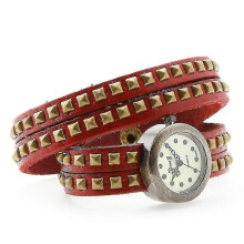 (Red) Women's Vintage Rivets Bracelet Wrist Watch
