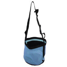 Atschützhafte Mesh-Pferdefuttertasche Blau 24x24cm mit verstellbarem Gurt