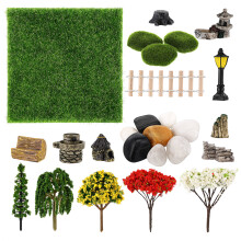 2Sets Gartendeko Set Fake Gras Kunststoff Figuren Mehrfarbig