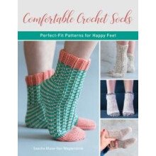 Comfortable Crochet Socks by Sascha BlaseVan Wagtendonk Paperback Book
