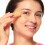 Essence - Stick Contour voor de Ogen Heldere Ogen! - 02 Warme Honing 4