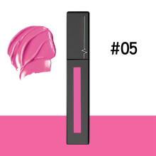Natürlicher Samt-Matte-Flüssiglips 05