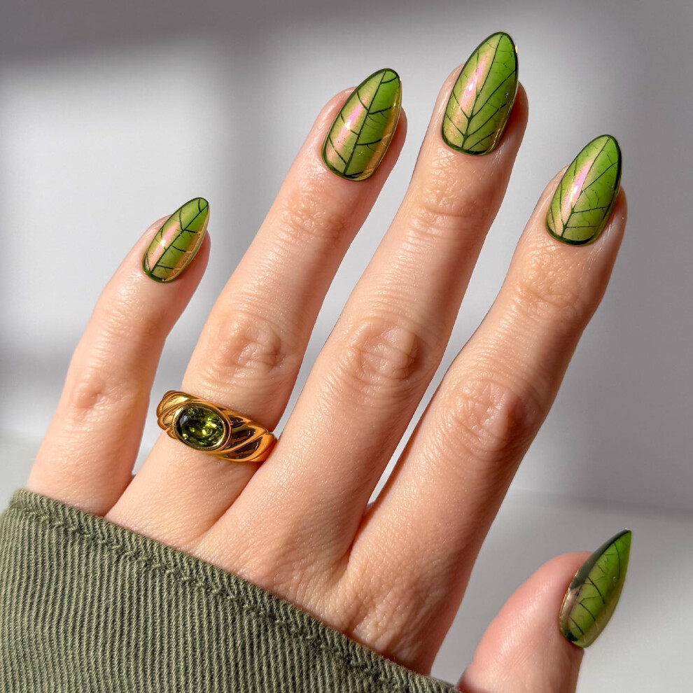 Glamnetic Green Press On Nails X Harry Potter - Mandrake | Short Almond Fake Nails With Iridescent Glazed Shimmer Salon Quality Officially Licensed