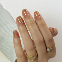 Unhas Postiças Curtas Quadradas (Brilho de Outono) Reutilizáveis em 15 Tamanhos - 32 Unhas de Gel com Acento Dourado