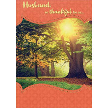 Designerhilsner Solen skinner gennem grene af stort tr? Thanksgiving-kort til mand