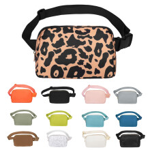VOROLO Fanny Pack fr kvinnor och mn Crossbody-vska Bltesvska med justerbar rem Studentpresenter Leopardgul