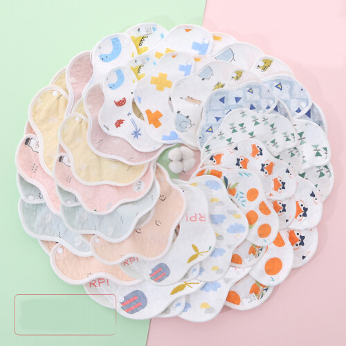 (Random Style) Bib Petal Newborn Cotton Waterproof Snap Towel