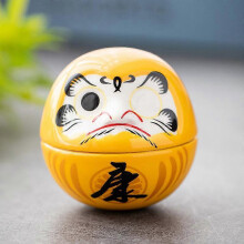 (Yellow) 2pcs Ceramic Japanese Daruma Figurine Miniature Daruma Sculpture Good Luck Ornament Table Centerpiece For Home Decor