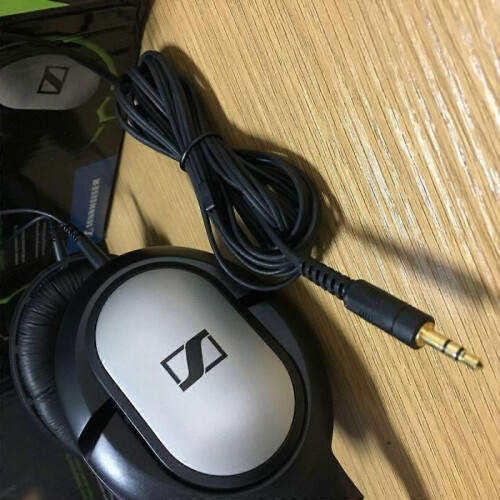 Sennheiser Hd 201 Closed Dynamic Stereo Headphones for Studio, Performance Live And Djs 1