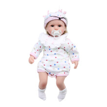 Weiche Silikon-Babypuppe mit Kleidung