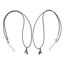 (Black) 2pcs Couple Magnetic Hand in Hand Necklace Silver Black