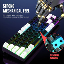 68 toetsen mechanisch toetsenbord compacte RGB gamingmuis en voor pc B