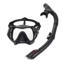 Ensemble De En Silicone Avec Respirateur Noir