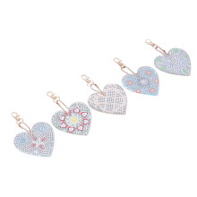 5 Stück Love Heart Strass Malerei Schlüsselanhänger DIY-Set für Taschen & Wohnaccessoires