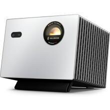 Valerion StreamMaster Plus2 4K RGB Triple-Laserprojektor, 110 % Rec.2020, 10.000:1 Kontrast, 4 ms verzögerungsfreies Gaming, HDR10+