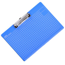 Klemmbrett im Letter-Format mit-A4 horizontaler Stil