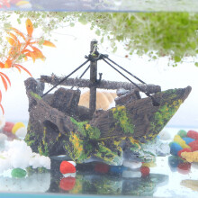 Aquarium Resin Boat Ornament for Fish Tank Decor 12cm Landscape Accessory