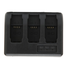 AHDBT-501/601/701 Caricabatterie per batteria della fotocamera a 3 slot