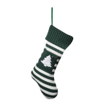 Feiertags-Sankt-Schneemann-Stricksocke-Winter-Weihnac-grüne Bäume